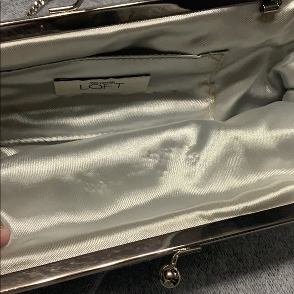 Clutch - Picture 5 of 7